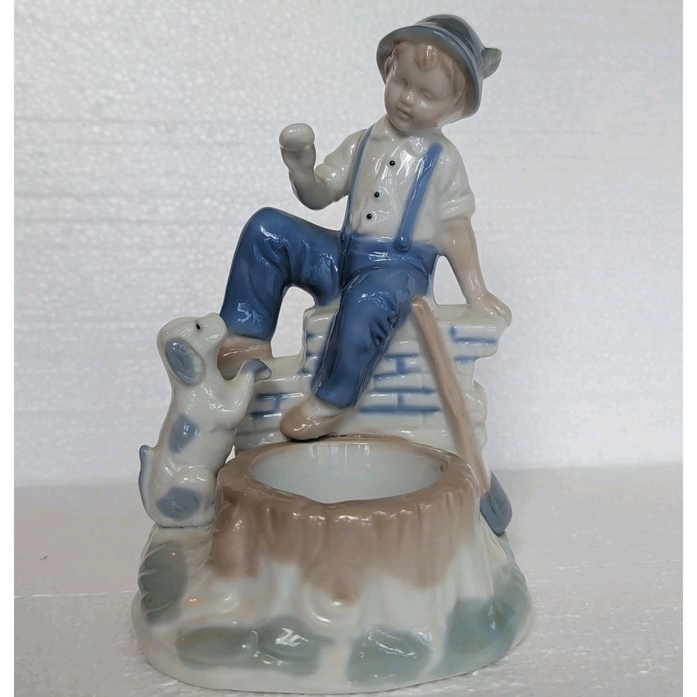 Colonial Candle Dutch Boy Dog‎ Candle Holder Japan Blue White Figural Scene 7.5"